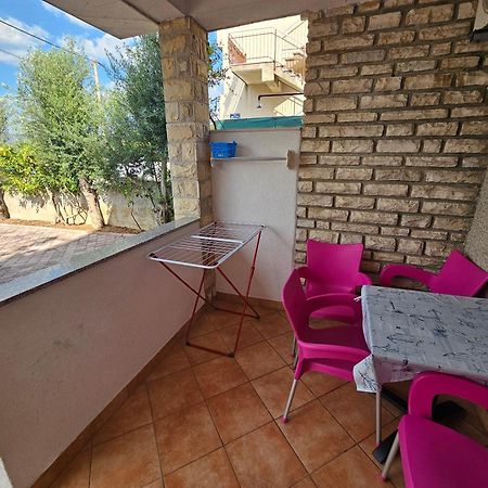 Apartment Nikica Trogir Exterior photo